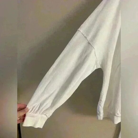 We‎ the free crewneck top sweatshirt white lightweight womens Small - Picture 3 of 6